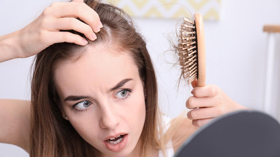 5 Cara Merawat Rambut Rontok Secara Mudah